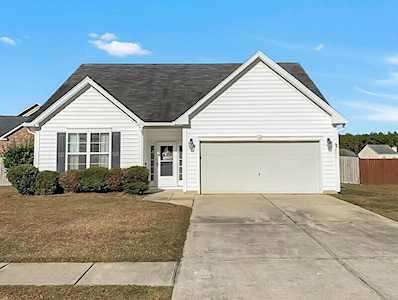 3001 Central Ring Ct Ridgeville, SC 29472