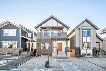 71 Masters Crescent SE Calgary, AB T3M 1Y1