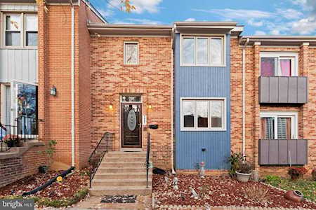 5047 Cliffhaven Dr Annandale, VA 22003