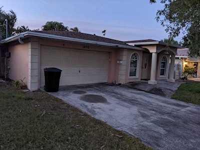1975 Montana Ave NE St. Petersburg, FL 33703