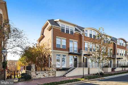 10345 Main St Fairfax, VA 22030