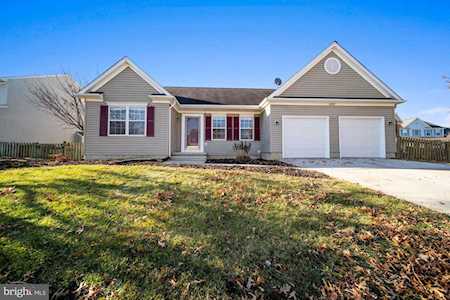 6303 Edgeware Ct Frederick, MD 21703