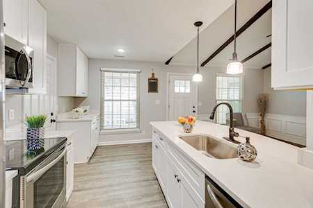 227 Boxwood Dr Franklin, TN 37069