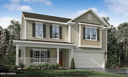 1025 Spivey Circle New Bern, NC 28562