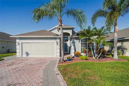 138 Red Maple PASS Davenport, FL 33837