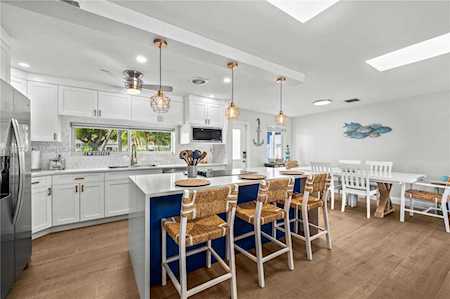 2211 NE 48th St Lighthouse Point, FL 33064