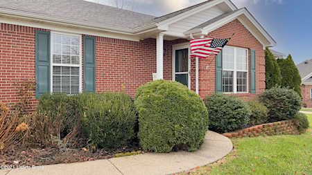 170 Jims Ct Fisherville, KY 40023