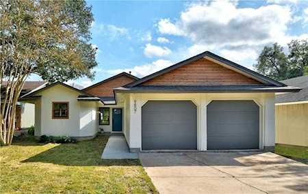 9807 Woodshire DR Austin, TX 78748