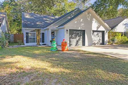172 Wright Circle Niceville, FL 32578
