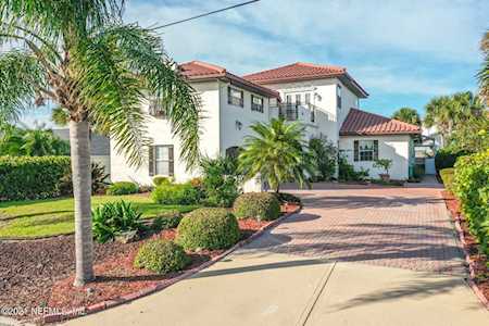 17 Mahoe Dr Palm Coast, FL 32137