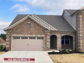 1104 Flagfin Lane (35) Murfreesboro, TN 37130