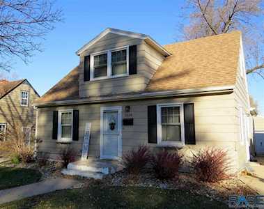 2608 W 18Th St Sioux Falls, SD 57104