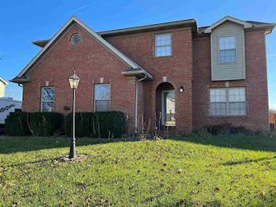 4045 Kenmore Drive Evansville, IN 47711