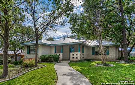 1618 New Bond St San Antonio, TX 78231