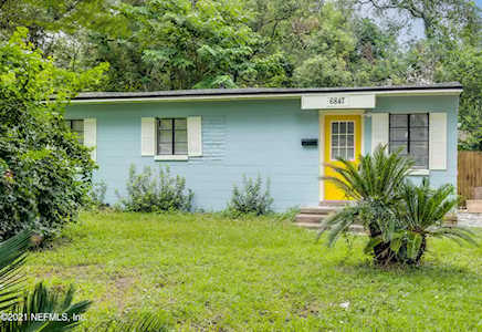 6847 Arthur Ct Jacksonville, FL 32211