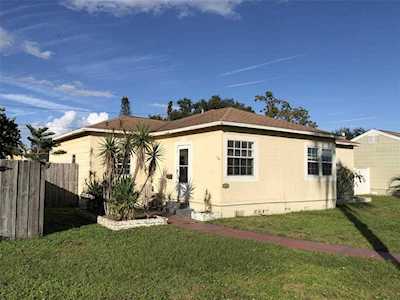 133 39th Ave NE St. Petersburg, FL 33703