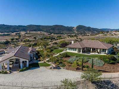 5495 Vista Serrano Way Paso Robles, CA 93446