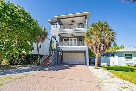 159 Crescent Dr Anna Maria, FL 34216