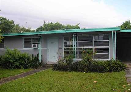 6900 NW 14th St Plantation, FL 33313