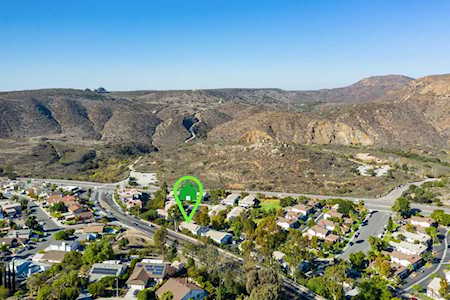 6441 Bell Bluff San Diego, CA 92119