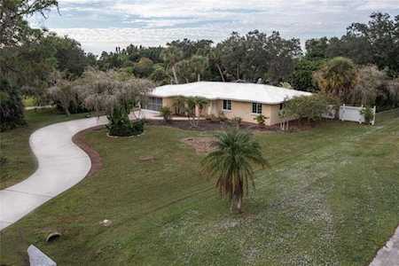 1724 Hudson St Englewood, FL 34223