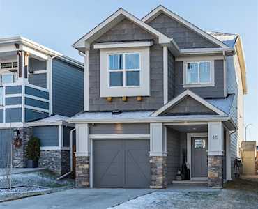 16 Cranbrook Ct SE Calgary, AB T3M 2X6