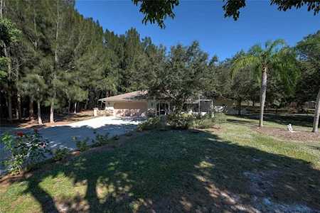 1860 Mackintosh Blvd Nokomis, FL 34275