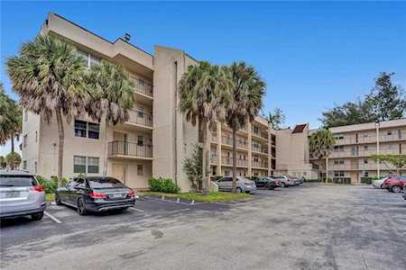 2551 Aragon Blvd #209 Sunrise, FL 33322