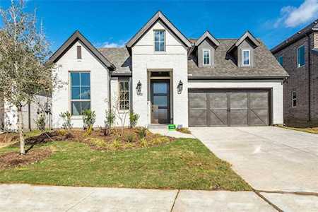 2709 Saltwood Court Celina, TX 75009