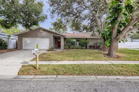 9444 Laura Anne Dr Seminole, FL 33776