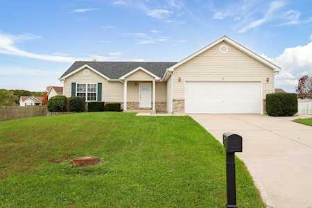77 Matt Joyce Ct Warrenton, MO 63383