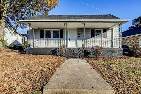 309 Goldfloss Street Winston Salem, NC 27127