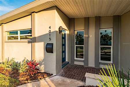 4015 Overlook Dr NE St. Petersburg, FL 33703