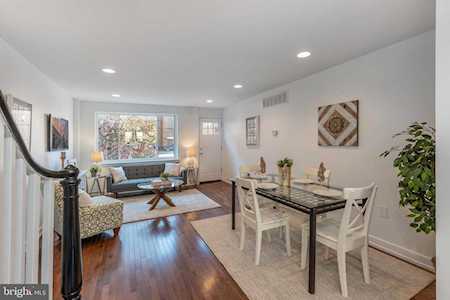 1009 Watkins St Philadelphia, PA 19148