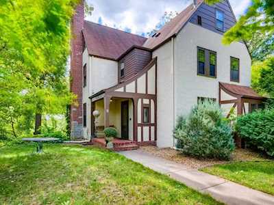 9 Montcalm Court Saint Paul, MN 55116