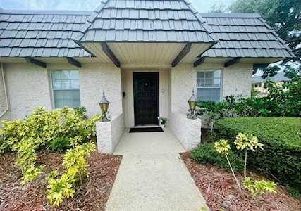 106 Cordova GREEN #GM Seminole, FL 33777