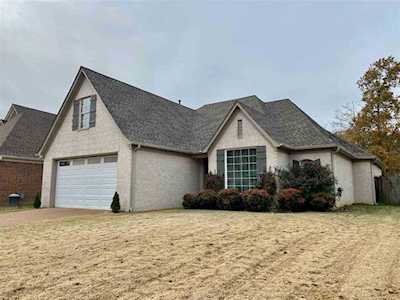 1355 Carlton Ridge Dr Unincorporated, TN 38016