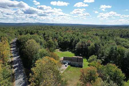 671 Cross Country Rd Pembroke, NH 03275