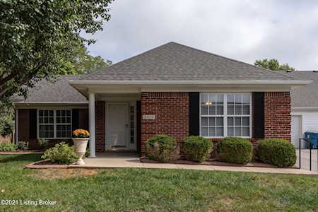 8606 Roberta Ct Louisville, KY 40291
