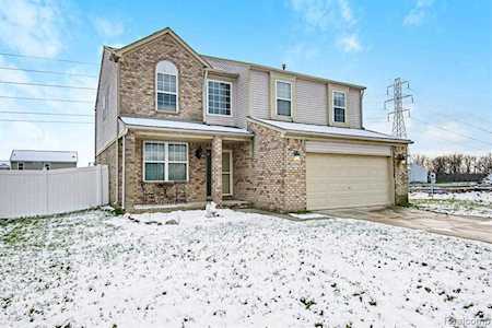 32554 S Salt River Circle New Haven Vlg, MI 48048