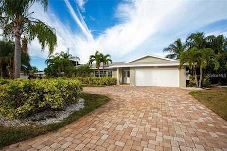 2300 Bayshore Dr Belleair Beach, FL 33786