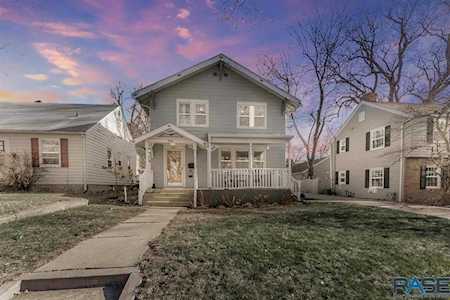 2216 S Phillips Ave Sioux Falls, SD 57105
