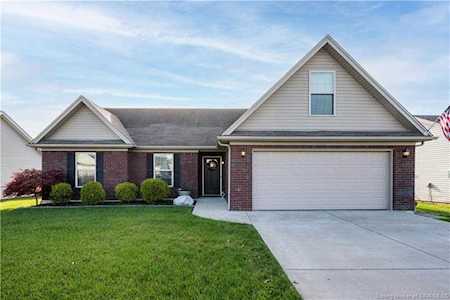 2208 Hall Ln Jeffersonville, IN 47130