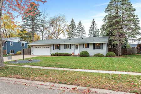 843 Jonathan Drive Apple Valley, MN 55124