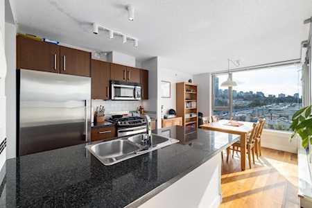 587 W 7th Avenue #606 Vancouver, BC V5Z 1B4