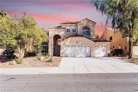 868 Roanhorse Ln Henderson, NV 89052