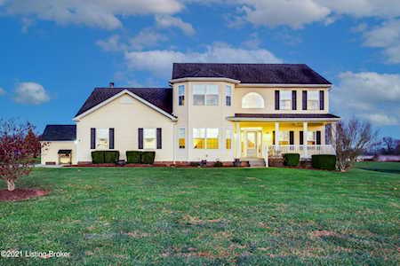 4805 Sycamore Run Dr La Grange, KY 40031