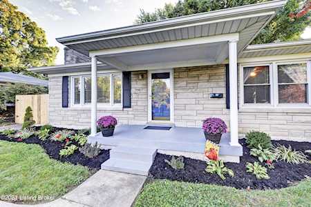 5115 Feys Ct Louisville, KY 40216