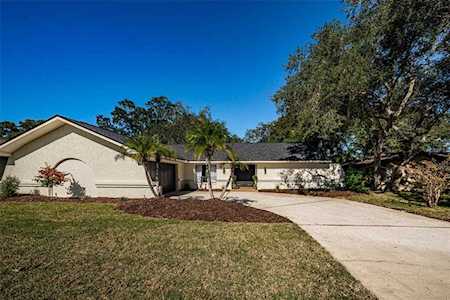 2821 Valencia Ln W Palm Harbor, FL 34684