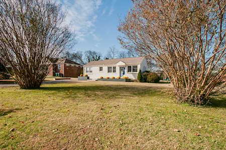4707 Grinstead Pl Nashville, TN 37216